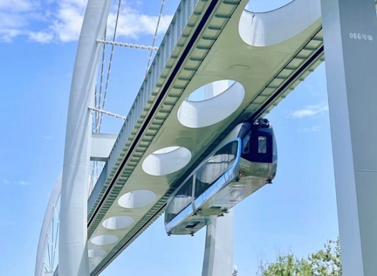 國內首條空軌線路！采用方大軌道交通屏蔽門系統的武漢光谷觀光線正式開通運營